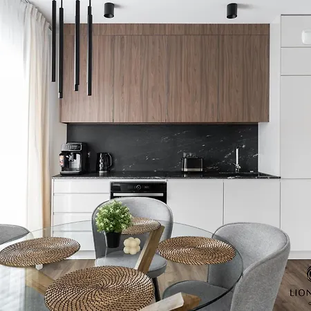 Apartamento Old Town Scala Apartamens C With Parking By Lion