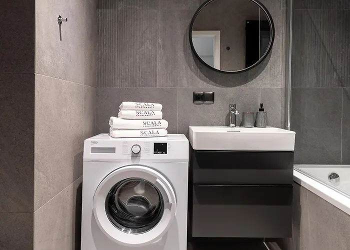 Апартаменты Old Town Scala Apartamens C With Parking By Lion