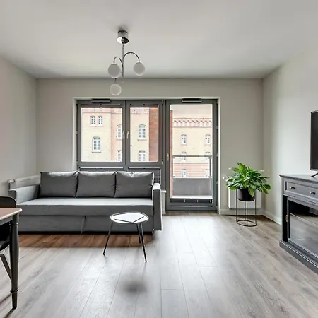 Scala Center Premium With Parking By Lion Apartment
