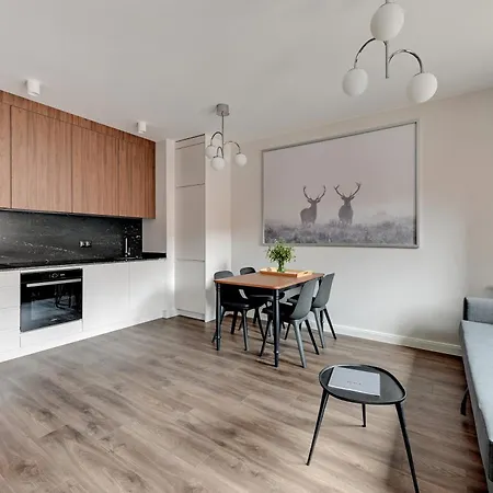 Scala Center Premium With Parking By Lion Apartment