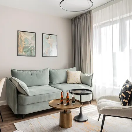 Old Town Scala Apartamens C With Parking By Lion גדנסק