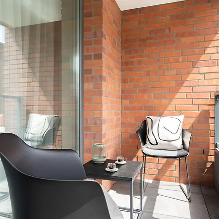 Old Town Scala Apartamens C With Parking By Lion דירה *